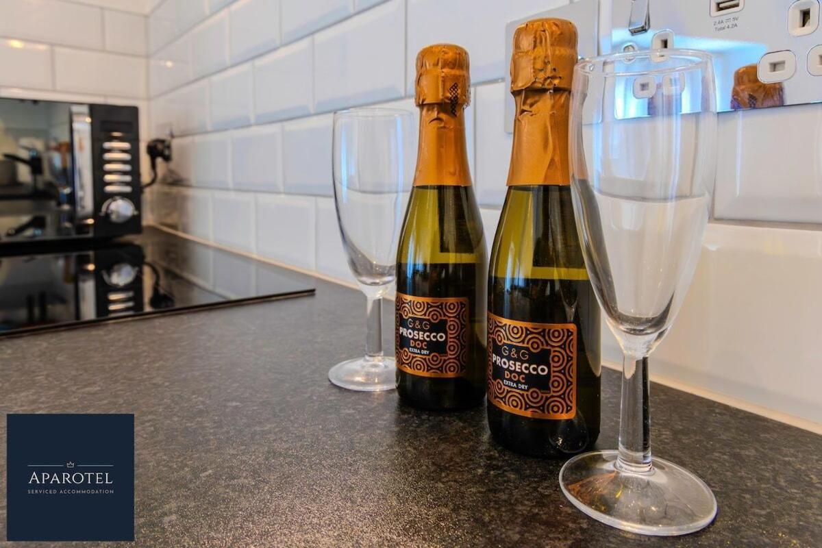 Aparotel Serviced Apartments - Stonehenge, Amesbury Town Centre Rom bilde