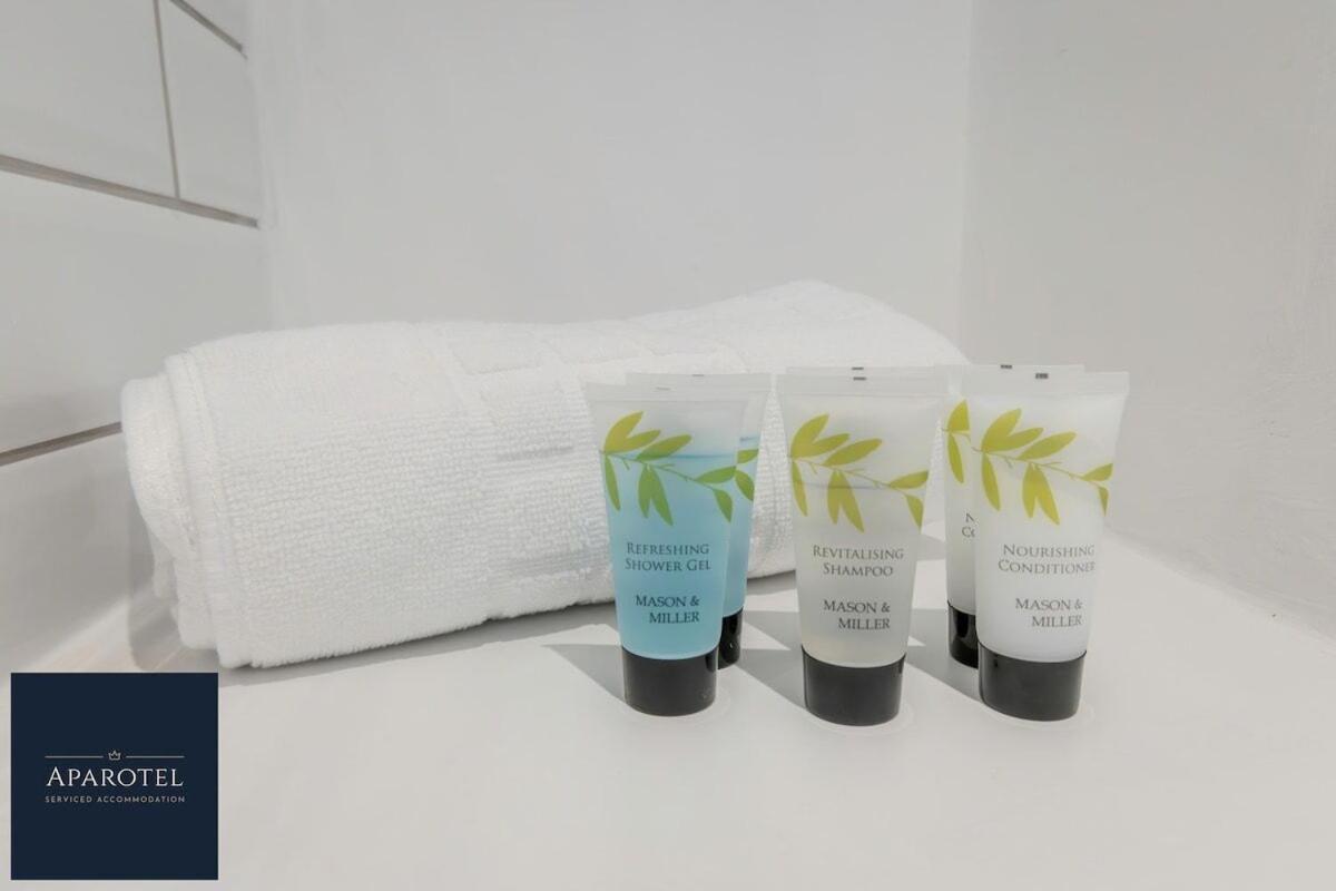 Aparotel Serviced Apartments - Stonehenge, Amesbury Town Centre Rom bilde