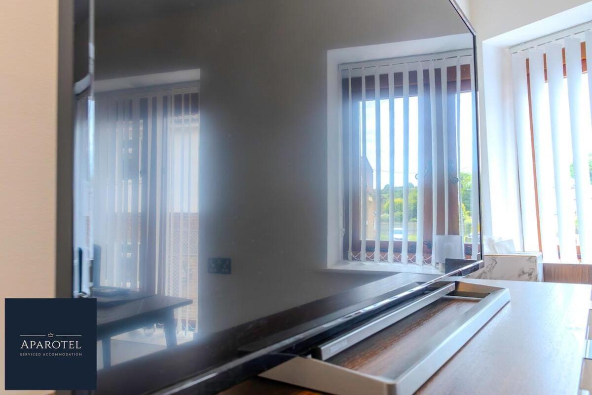 Aparotel Serviced Apartments - Stonehenge, Amesbury Town Centre Rom bilde